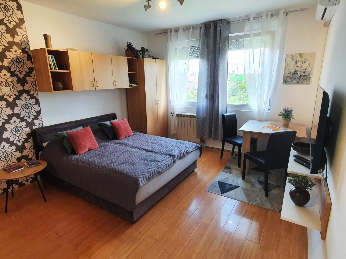 Apartman 64 - Besplatan Parking Za Goste Novi Sad Exteriér fotografie