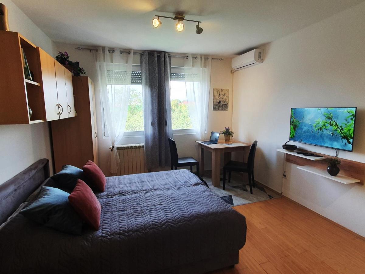 Apartman 64 - Besplatan Parking Za Goste Novi Sad Exteriér fotografie